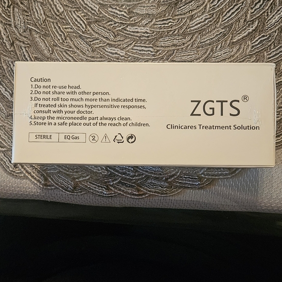 QTY 4 PROFESSIONAL TITANIUM MEDICAL GRADE 1.5 MM DERMA ROLLERS - Picture 3 of 3